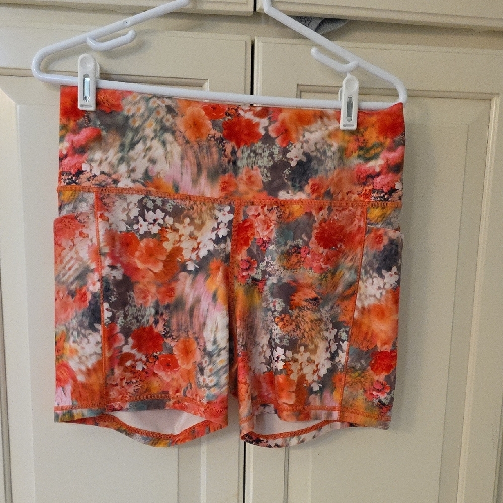 Athleta Salutation Stash Shorts.